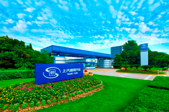  窗口期阿斯顿维拉迎来里程碑——中超节点到来，话题不断，控场能力受关注