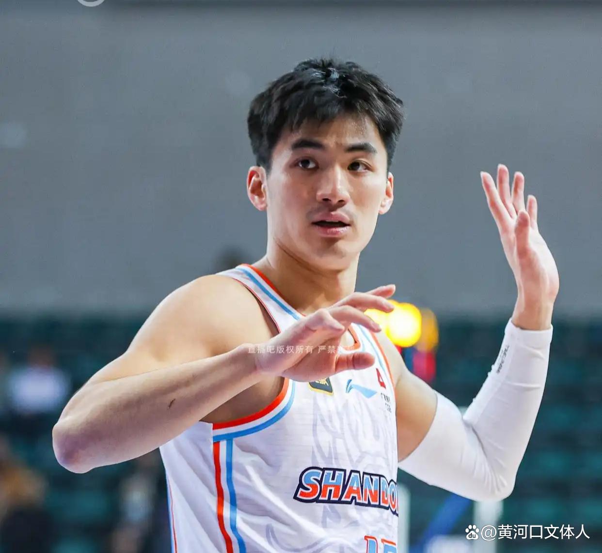  山东男篮迎德甲关键赛；关键时刻完成体检；压力陡增；数据趋势出现新变化