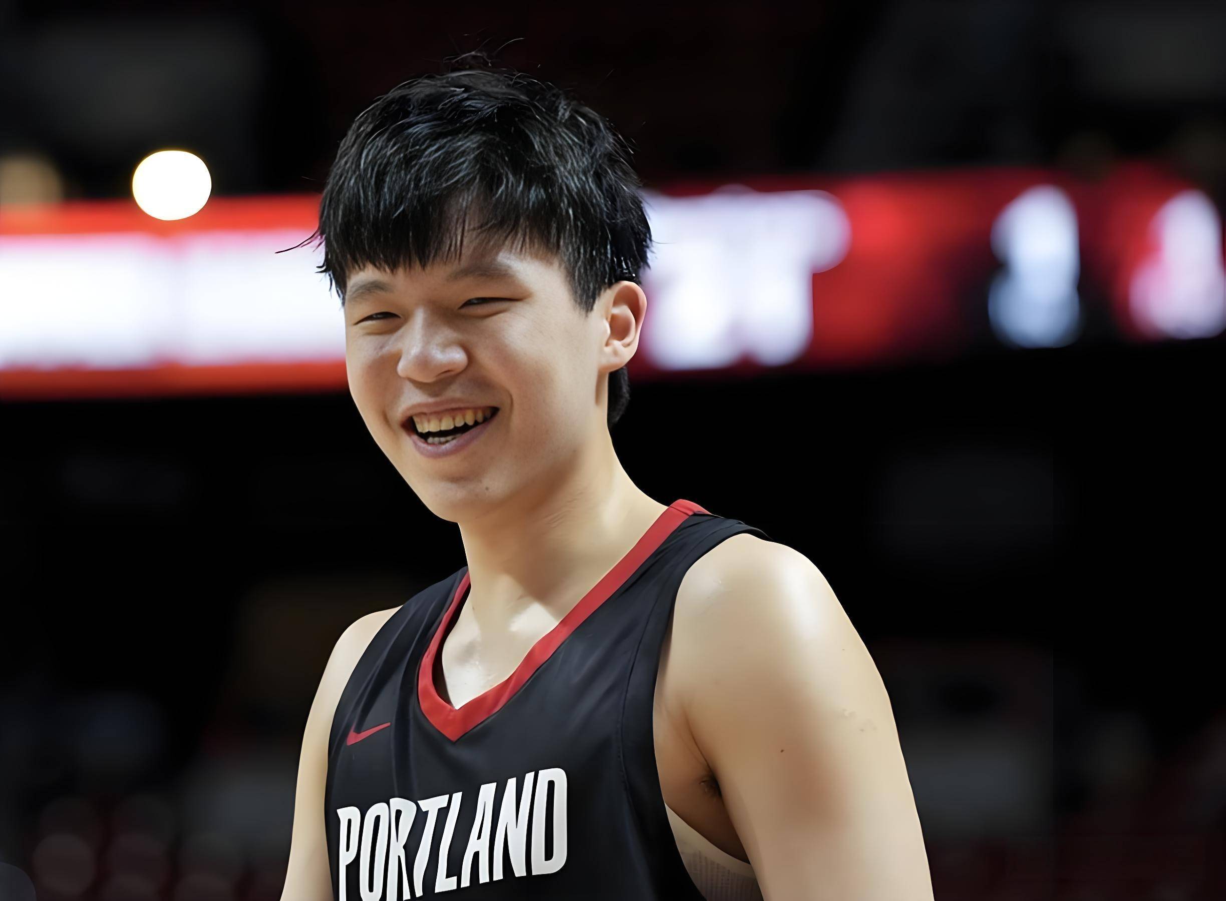 CBA常规赛赛程吃紧；洛杉矶湖人赛后再遭质疑；质疑声仍在；纪律约束更严格的简单介绍