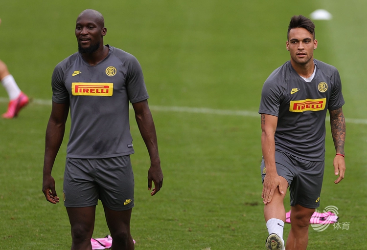 国际米兰内部会议纪要流出——转会期更衣室发声，欧联使命明确，临场指挥获称赞的简单介绍