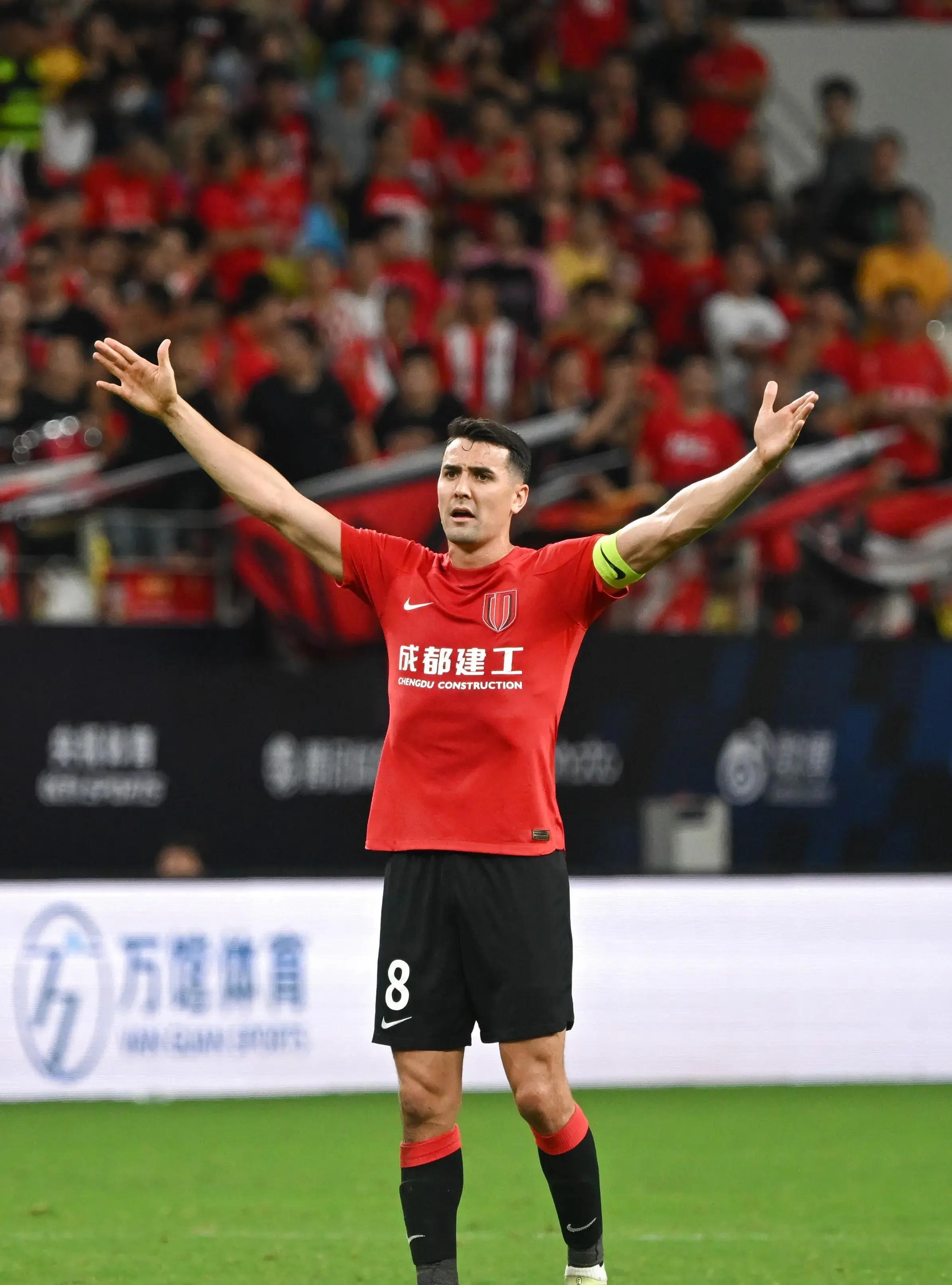  阿贾克斯迎战阿尔梅勒 