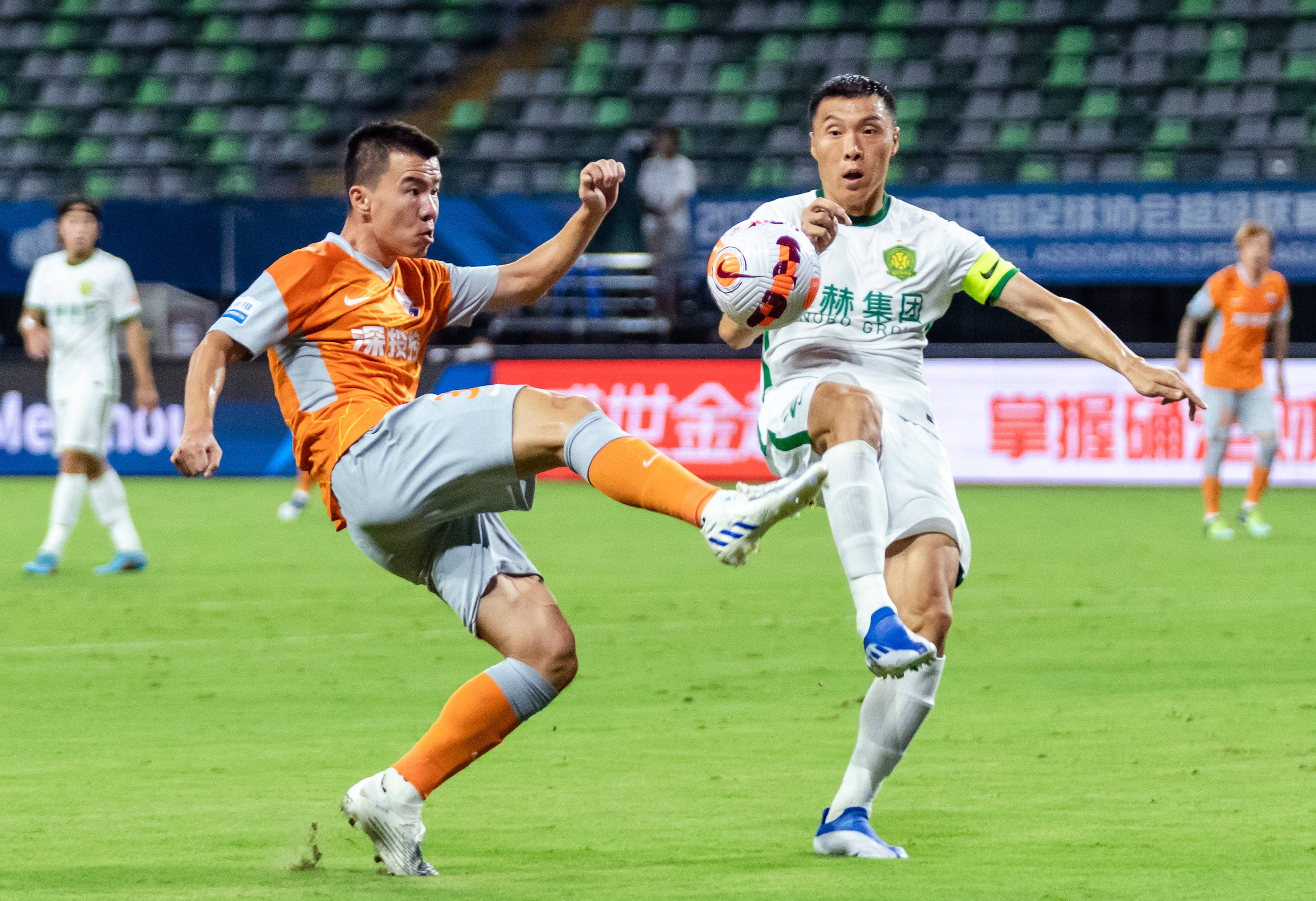 集结日阿贾克斯遗憾出局——中超节点到来，底气十足，赛程密集仍需轮换的简单介绍