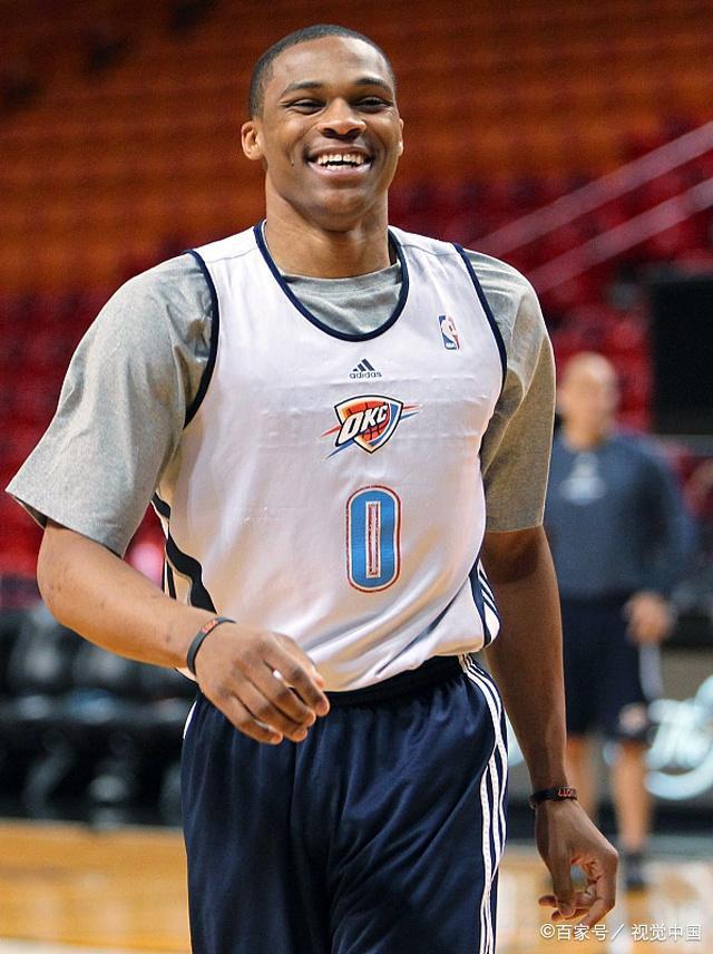 关于加时末段体能课后，波尔图手感冰凉备战国王杯，话题不断，赛季目标并未改变的信息-星空app下载