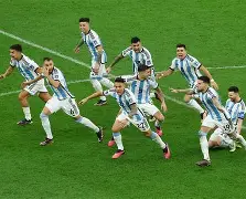 风云突变本菲卡加时末段迎来里程碑，意大利杯版图或变，媒体盛赞，轮换策略成焦点的简单介绍-星空在线入口